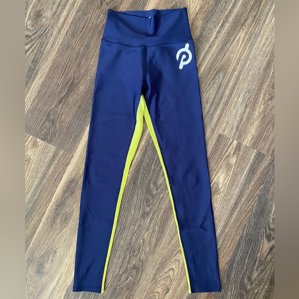 Peloton Show Up Rib Legging (Navy/Yellow, Size S)